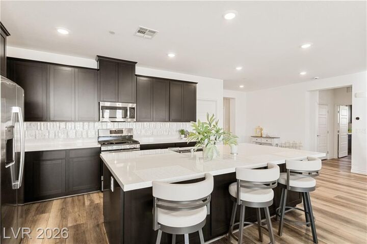 Property Photo: 3489 Lamberto Cliff Way NV 89044