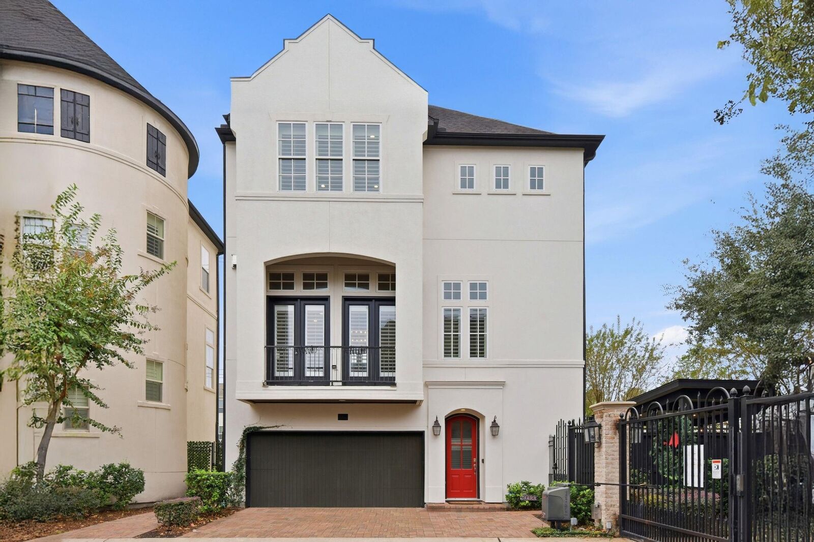 Property Photo:  10933 Upland Park  TX 77043 