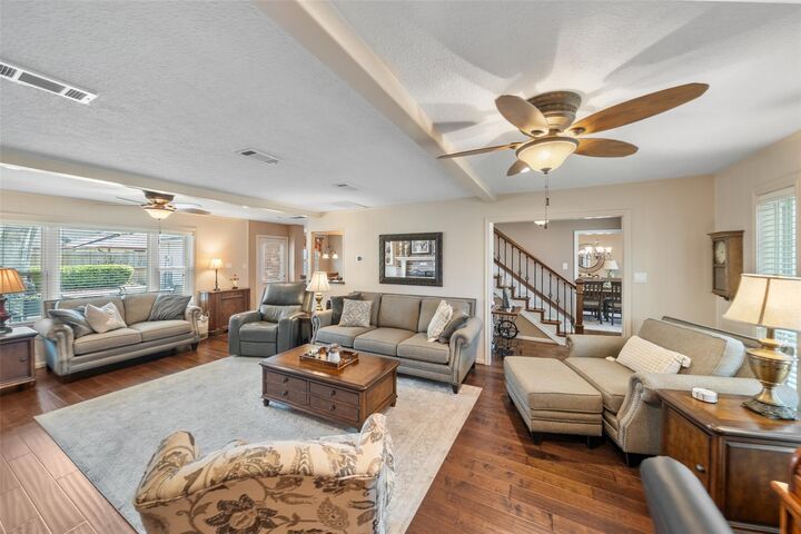 Property Photo: 6727 Sutter Park Lane TX 77066