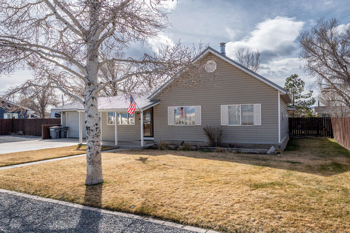 Property Photo:  251 N 300 West St  UT 84751 