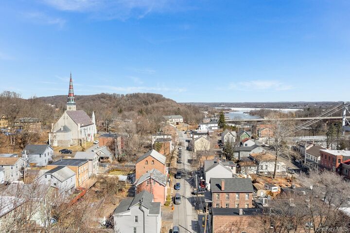 Property Photo:  77 W Union Street  NY 12401 