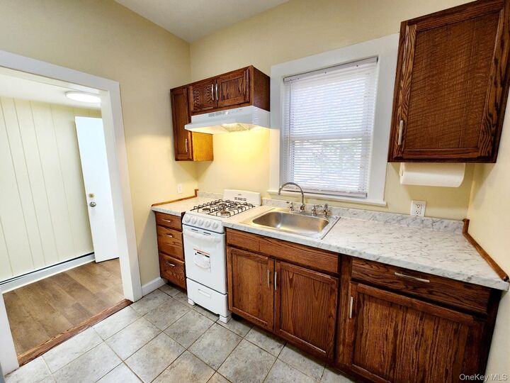 Property Photo:  148 Pascack Road N 4  NY 10977 