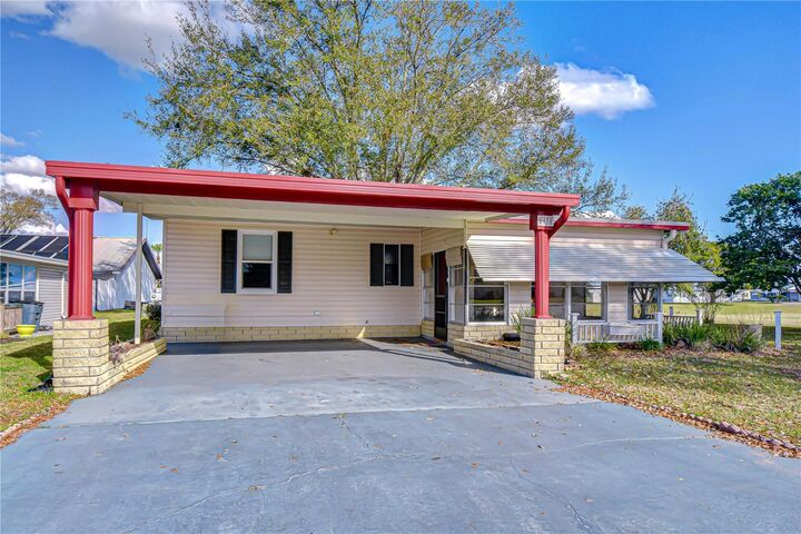 Property Photo:  5438 Antigua Drive  FL 33541 