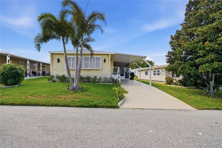 Property Photo: 84 Jacaranda Drive 15 FL 34695