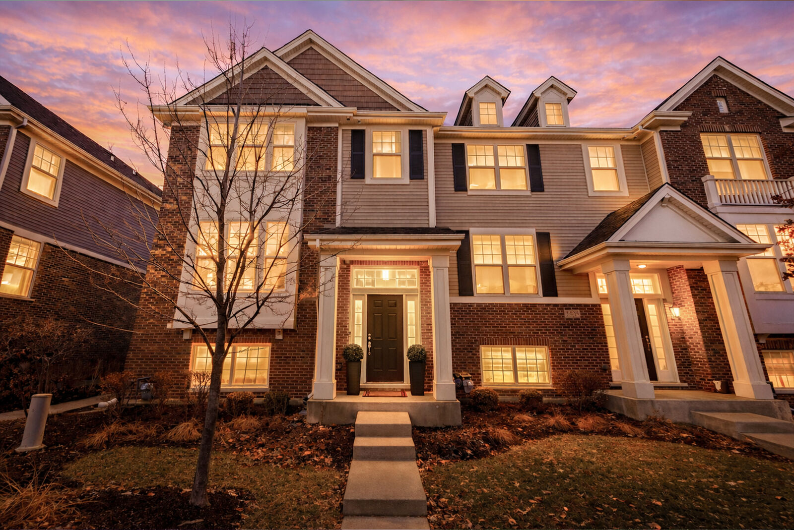 Property Photo:  1437 N Charles Avenue  IL 60563 