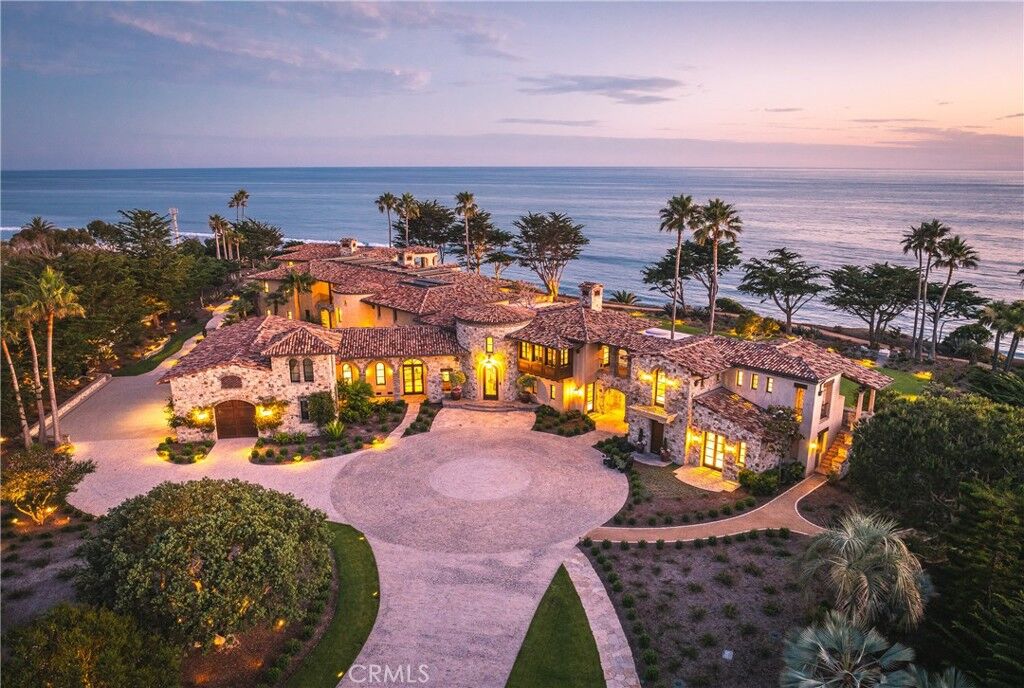 Property Photo:  4130 Calle Isabella  CA 92672 