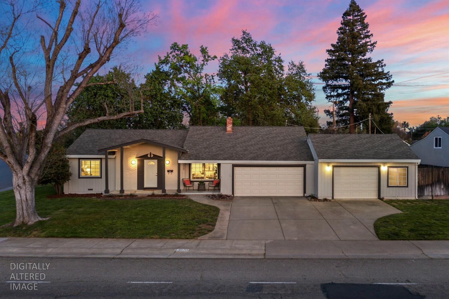 Property Photo:  5920 Parkoaks Drive  CA 95621 