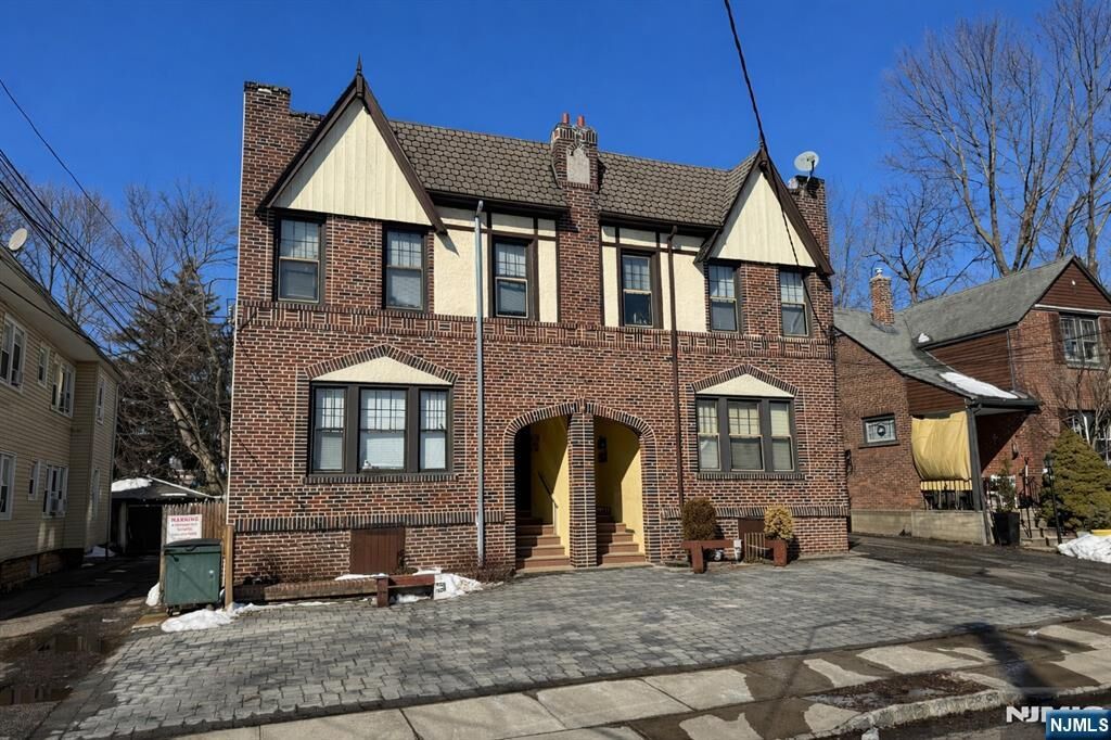 Property Photo:  16 Roosevelt Avenue  NJ 07628 