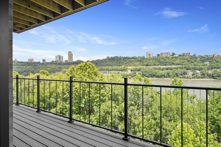 Property Photo:  745 Manhattan Boulevard  KY 41074 