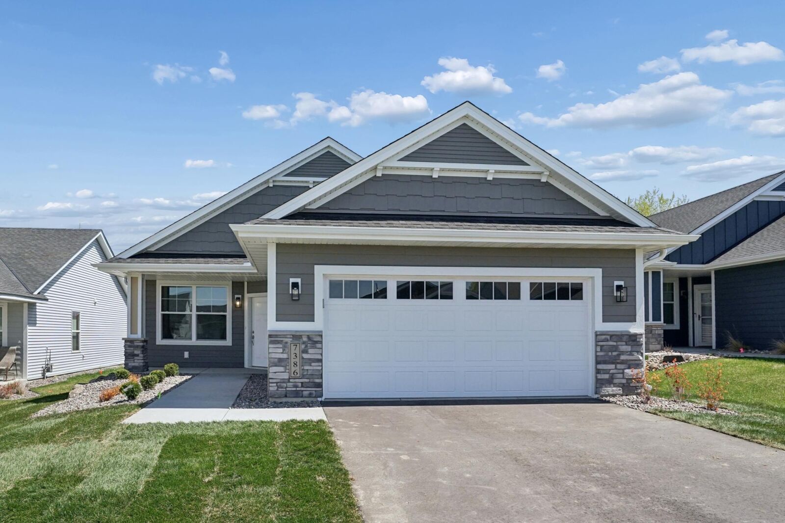 Property Photo:  7386 Kahl Circle NE  MN 55301 
