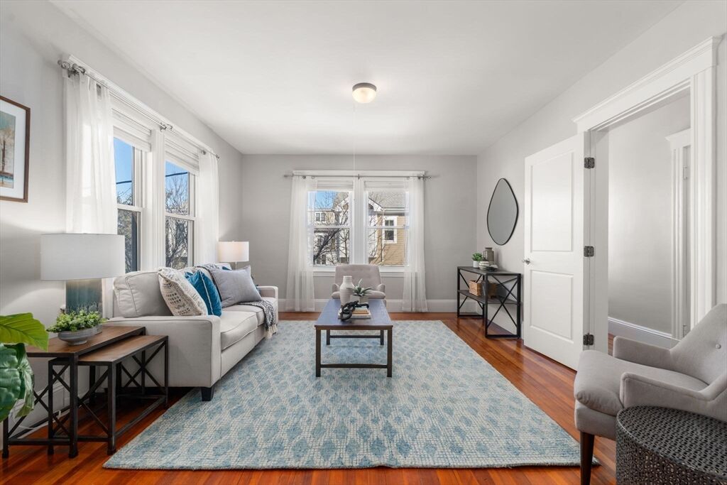 Property Photo:  126 Harvey St 2  MA 02140 