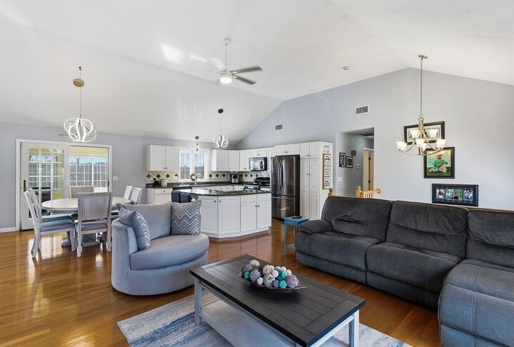 Property Photo: 16 Princeton Rd MA 01749