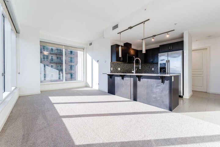 Property Photo: 1320 1 Street SE 602 AB T2G 0G8