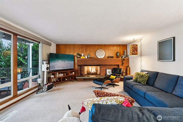 Property Photo:  1209 S 10th Street  WA 98274 