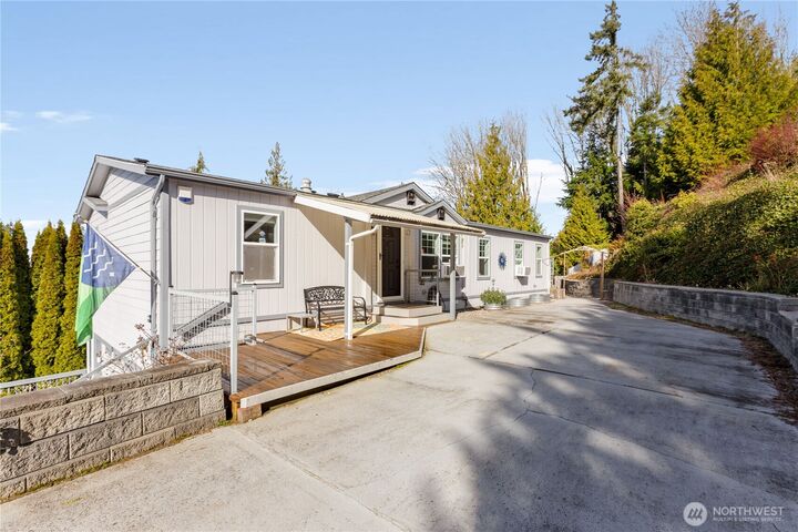 Property Photo:  4949  Samish Way 6  WA 98229 