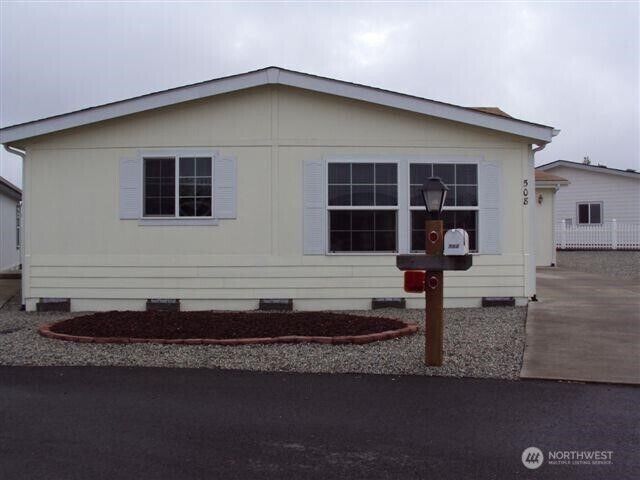 Property Photo:  508 N 7th Avenue  WA 98382 