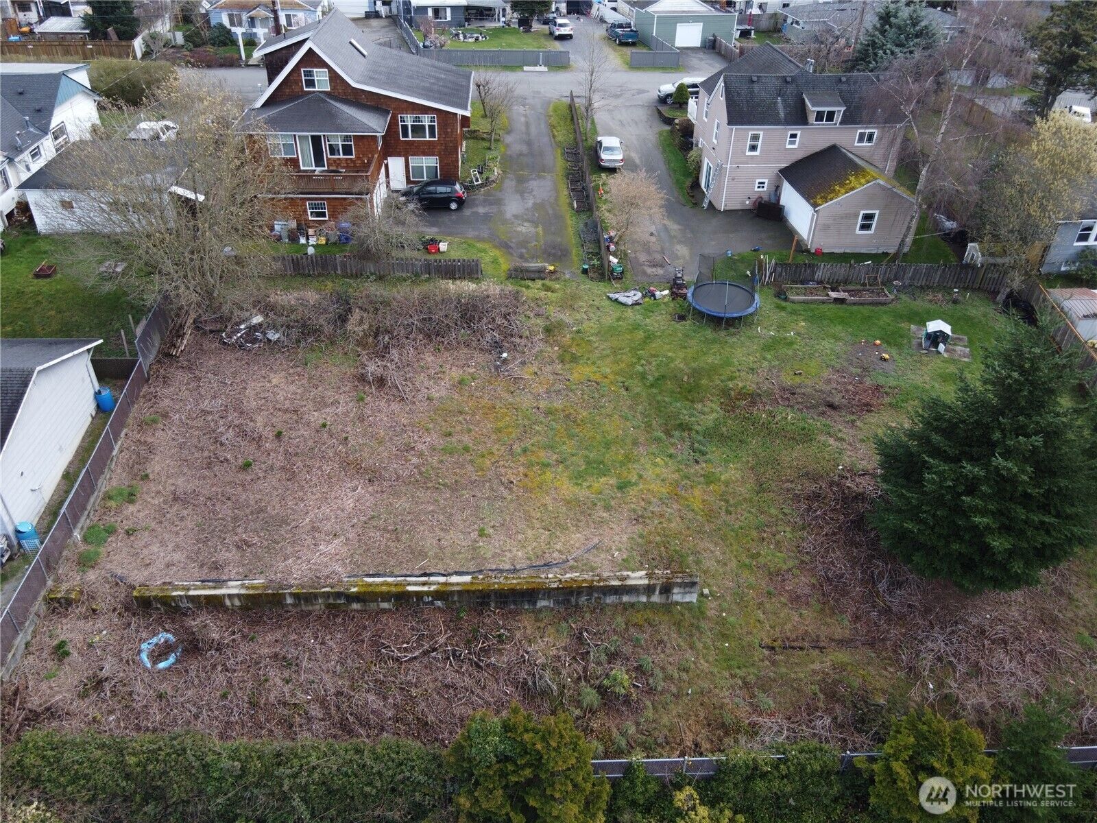 Property Photo:  6714  Berkshire Drive  WA 98203 