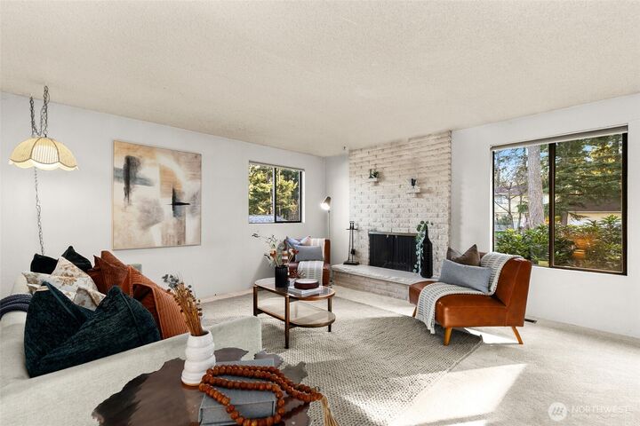 Property Photo:  26301  Woodland Way S  WA 98030 