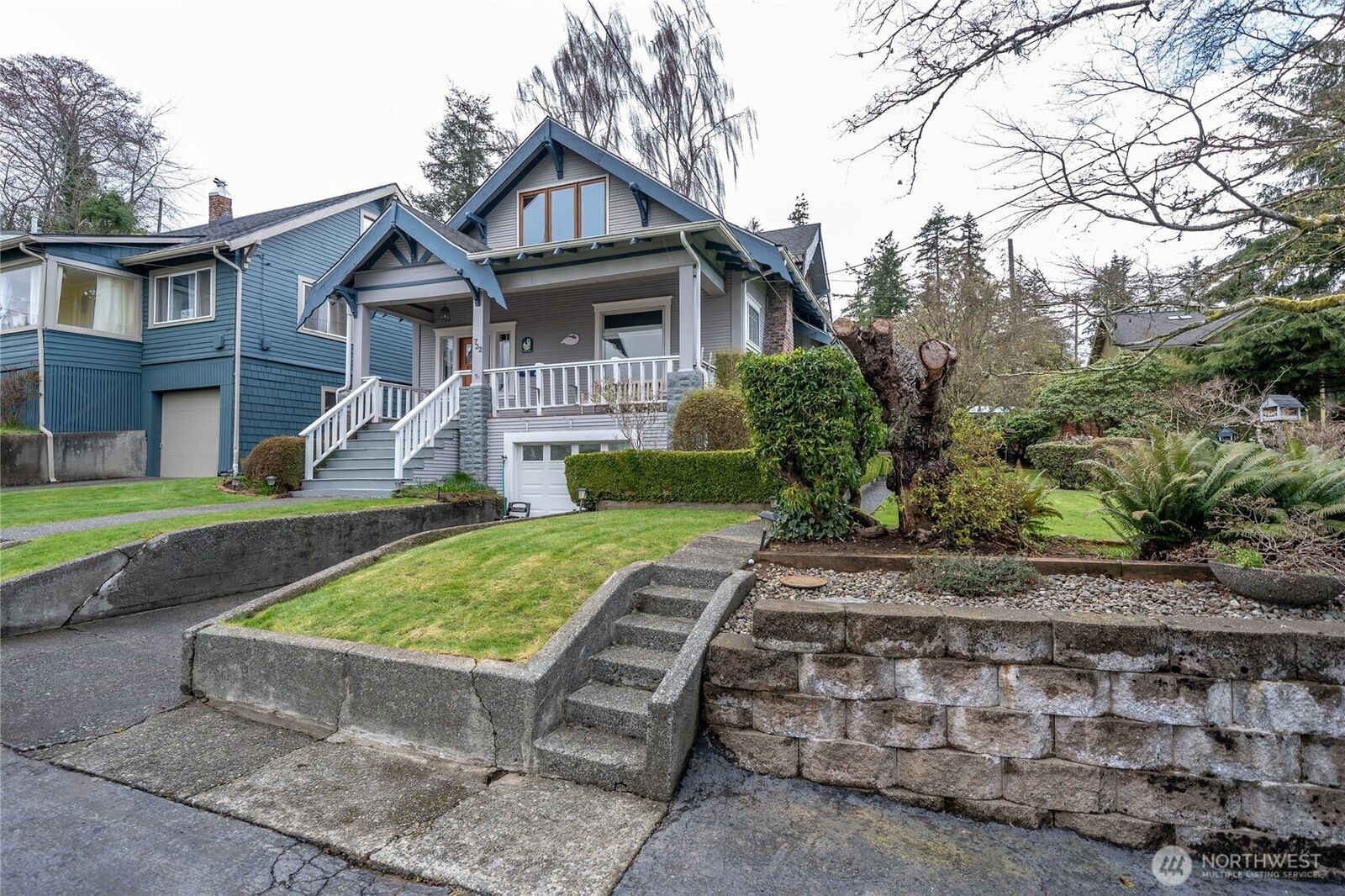 Property Photo:  722  7th Avenue  WA 98520 