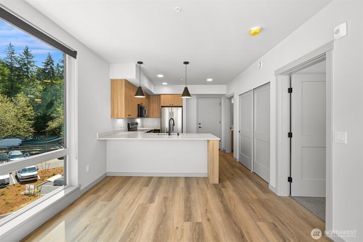 Property Photo:  820 N State Street 520  WA 98225 