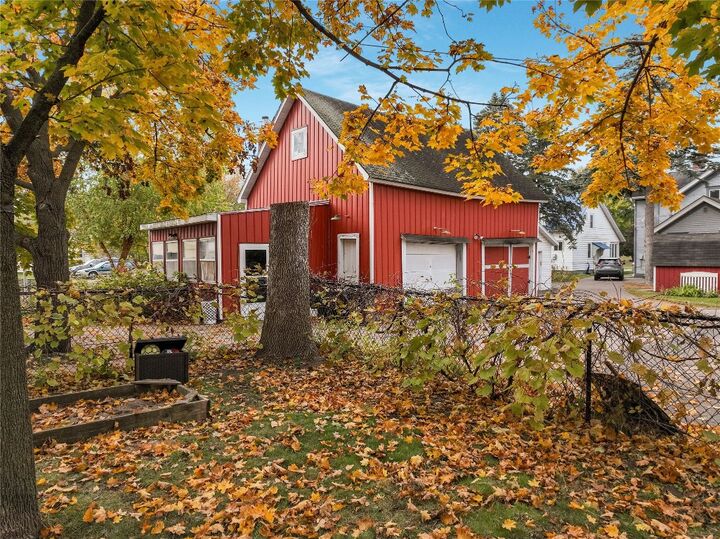 Property Photo:  530 Hobart Street  WI 54703 