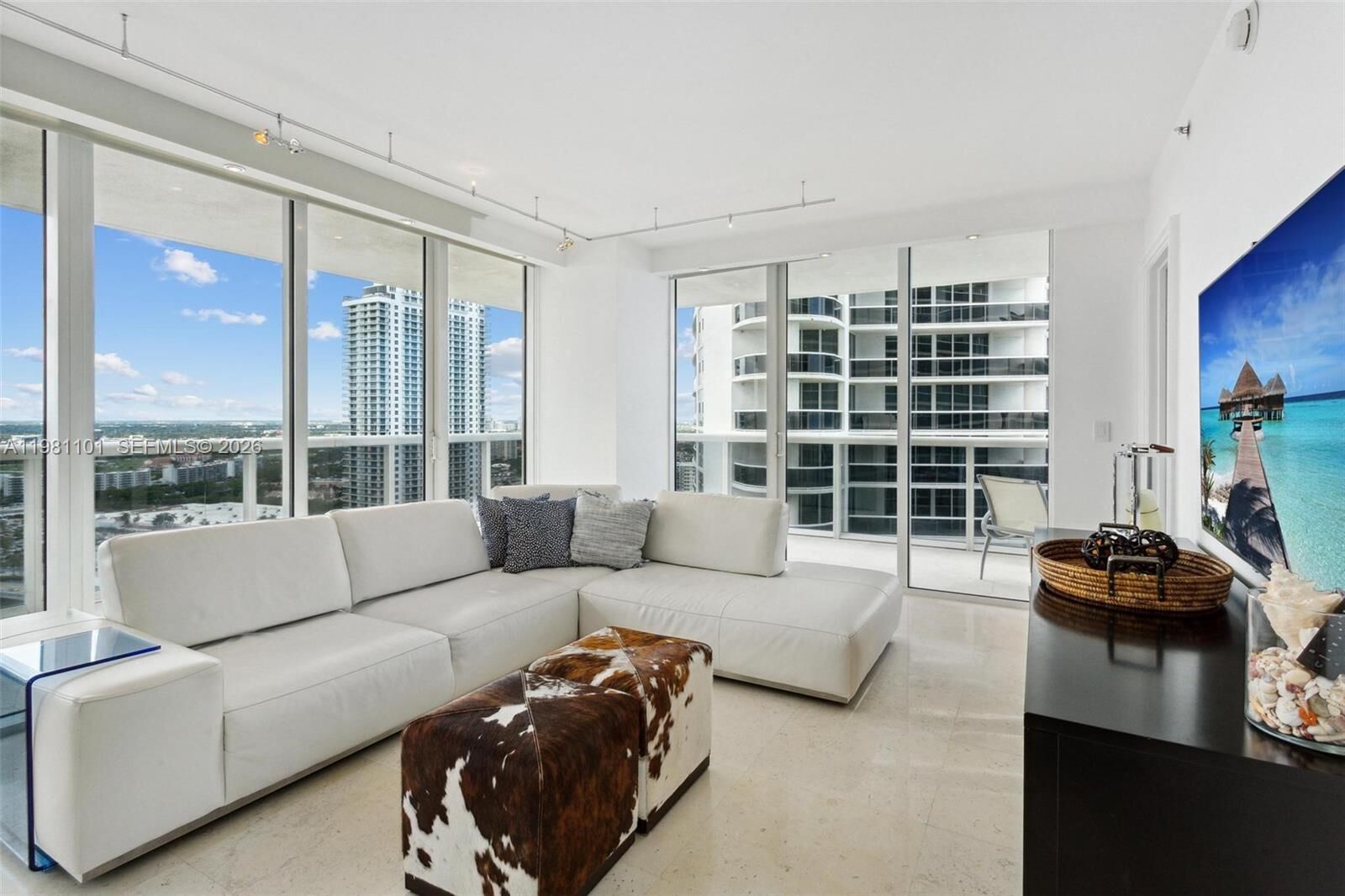 Property Photo: 1830 S Ocean Dr 3008 FL 33009