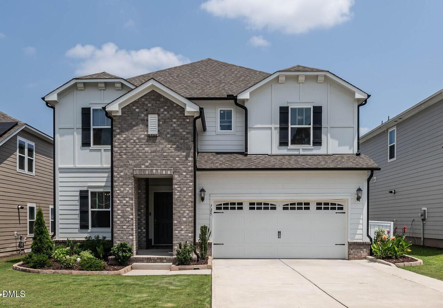Property Photo: 725 Sage Oak Lane NC 27540