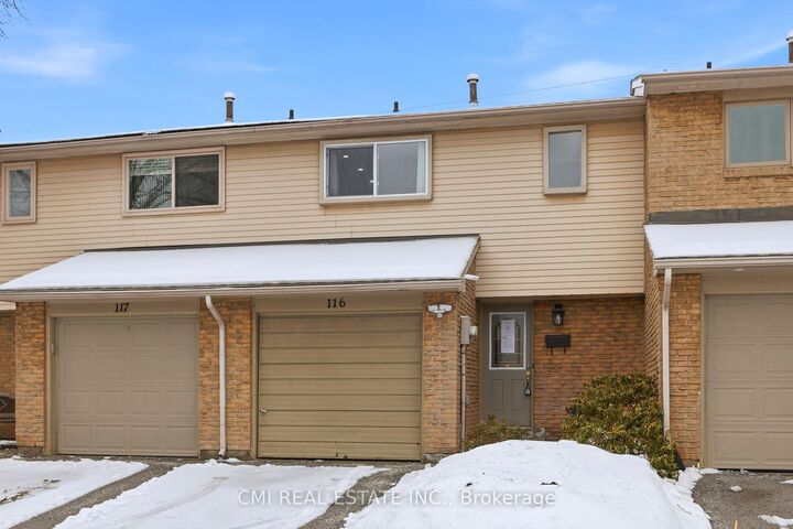 Property Photo: 1538 Lancaster Drive 116 ON L6H 2Z3