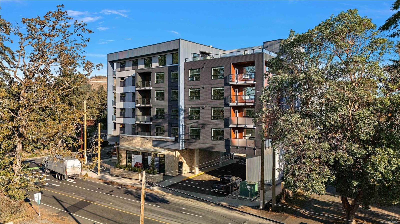Property Photo:  2881 Leigh Rd #409  BC V9B 4G5 