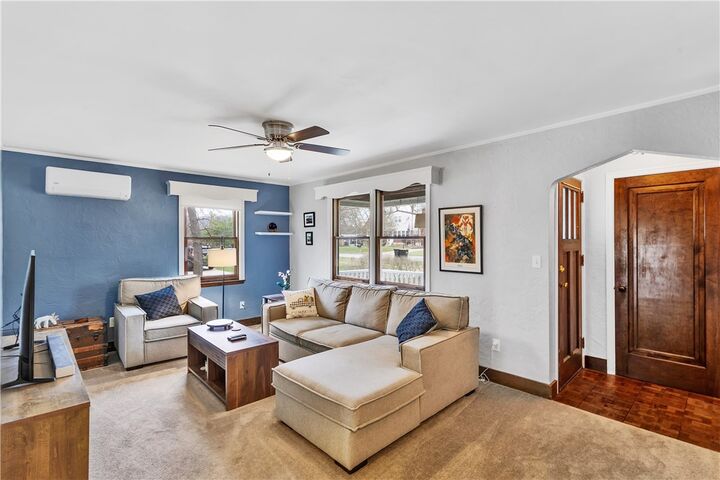 Property Photo:  1325 Parkway Rd  PA 15237 