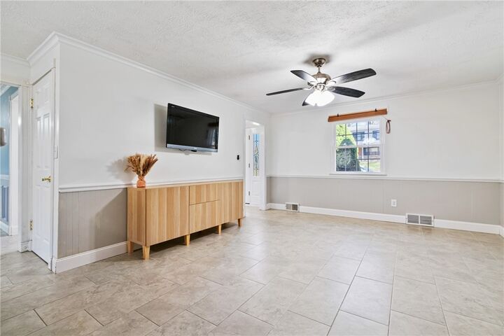 Property Photo:  688 Carnival Dr  PA 15239 