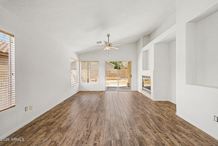 Property Photo:  741 E Cantebria Drive  AZ 85296 