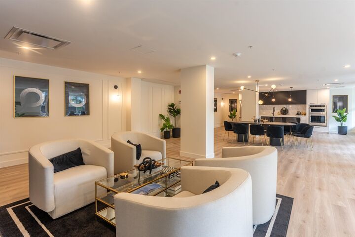 Property Photo: 2635 King George Boulevard 227 BC V4P 0H7