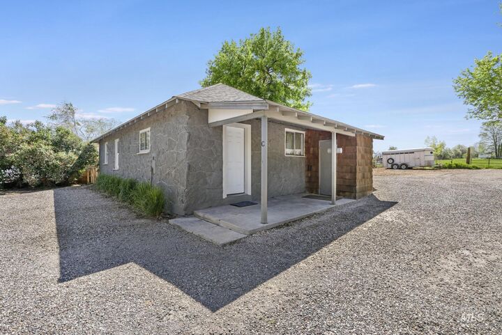 Property Photo:  564 S Blue Lakes Blvd  ID 83301 
