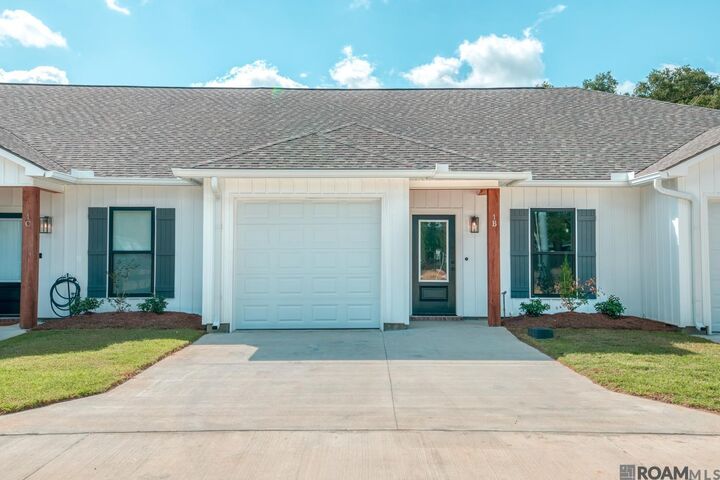 Property Photo:  8739 Lockhart Rd #9-C  LA 70726 