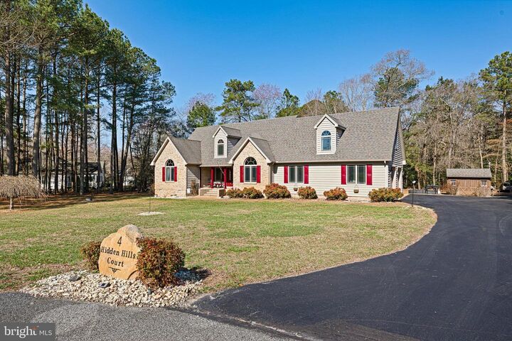 Property Photo:  4 Hidden Hills Court  DE 19973 