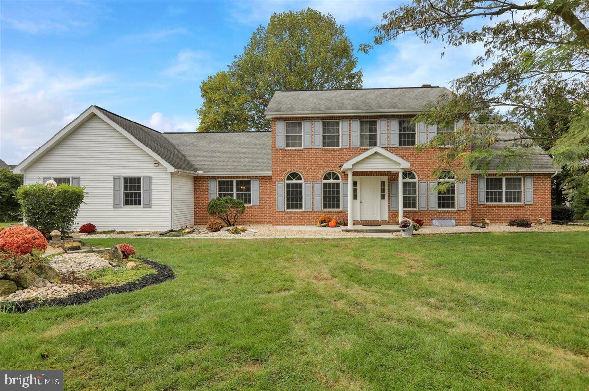 Property Photo:  47 Norway Lane  PA 17042 