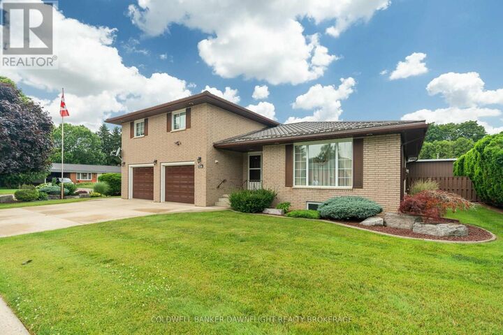 Property Photo:  154 Gidley Street West  ON N0M 1S2 