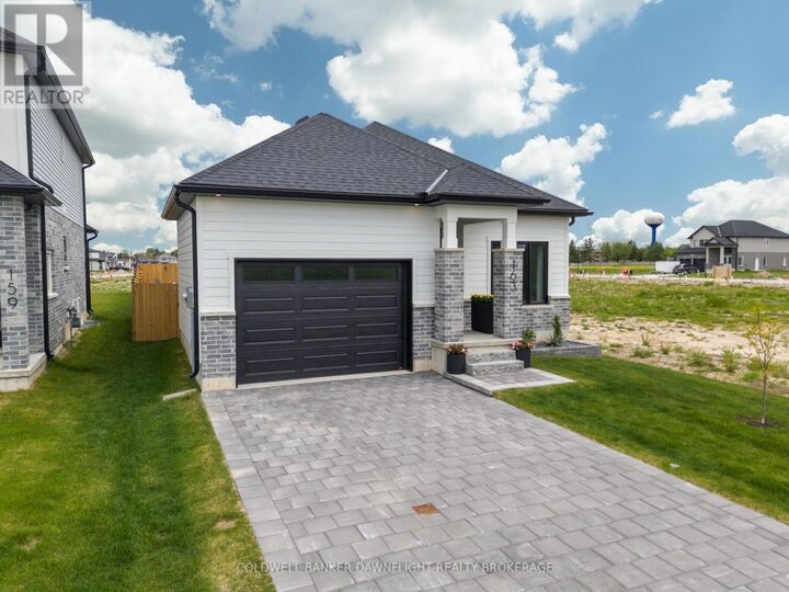 Property Photo:  219 Greene Street  ON N0M 1S3 