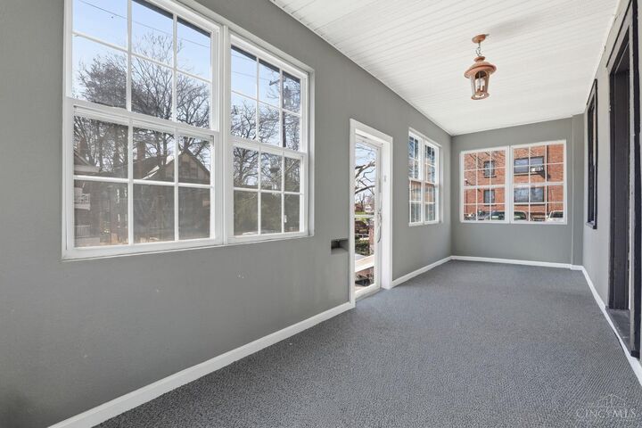 Property Photo:  810 S Fred Shuttlesworth Circle  OH 45229 