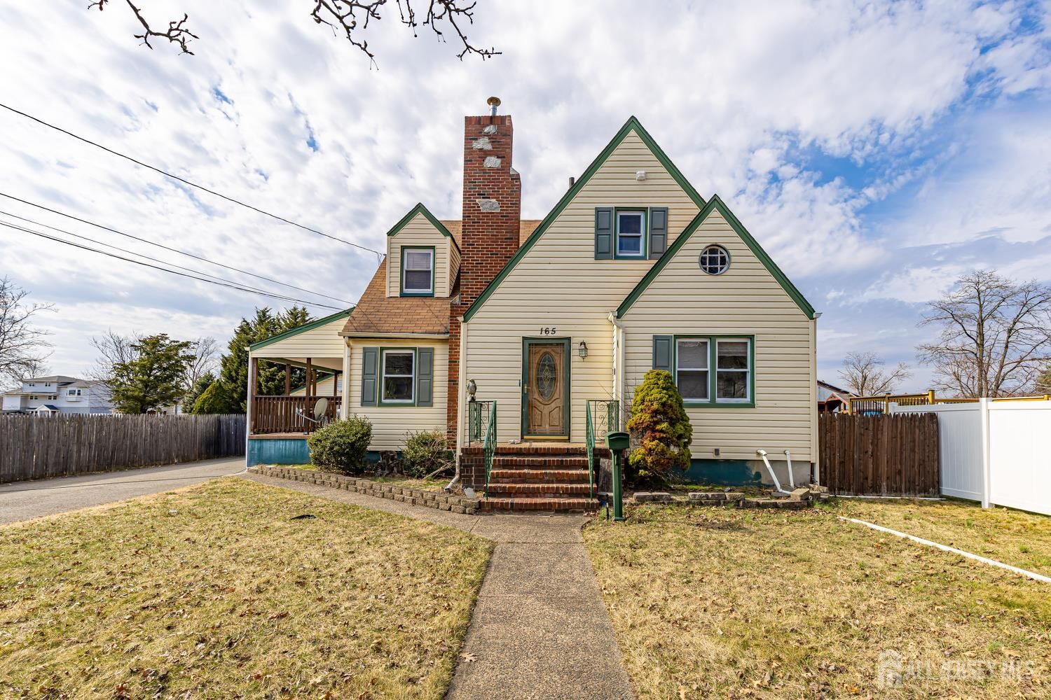 Property Photo:  165 Macarthur Avenue  NJ 08872 