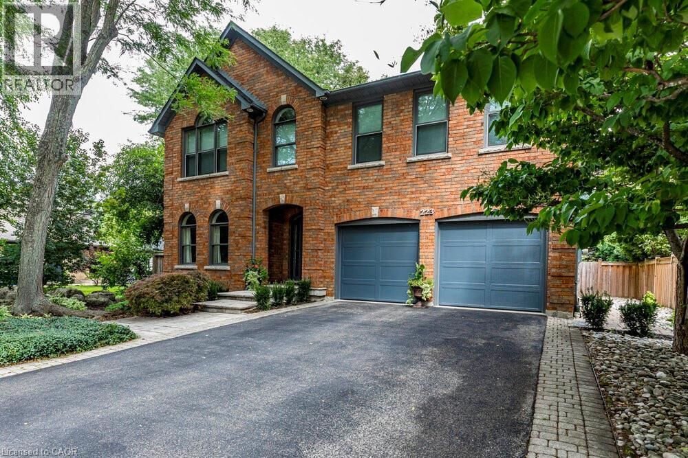 Property Photo:  223 Briar Hill Crescent  ON L9G 3M9 
