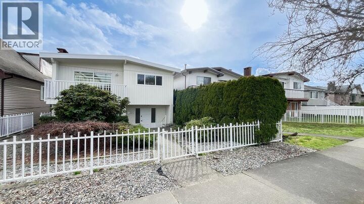 Property Photo:  320 East 57th Avenue  BC V5X 1S7 