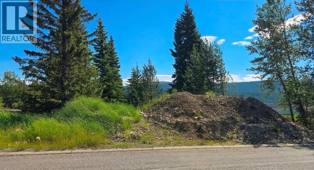 Property Photo:  55 Dawson Crescent  BC V0B 1H0 