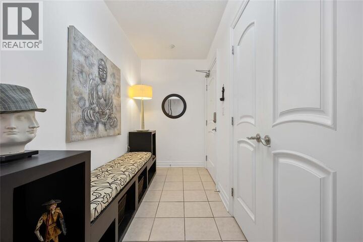 Property Photo:  350 Front Street North 401  ON N7T 1A0 