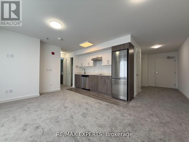 Property Photo:  45 Connaught Avenue 403  ON M4L 2V8 