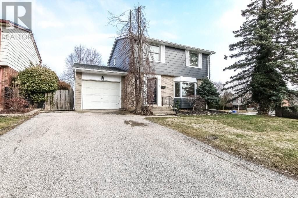 Photo de la propriété:  1 Massey Drive  ON N5R 5M6 