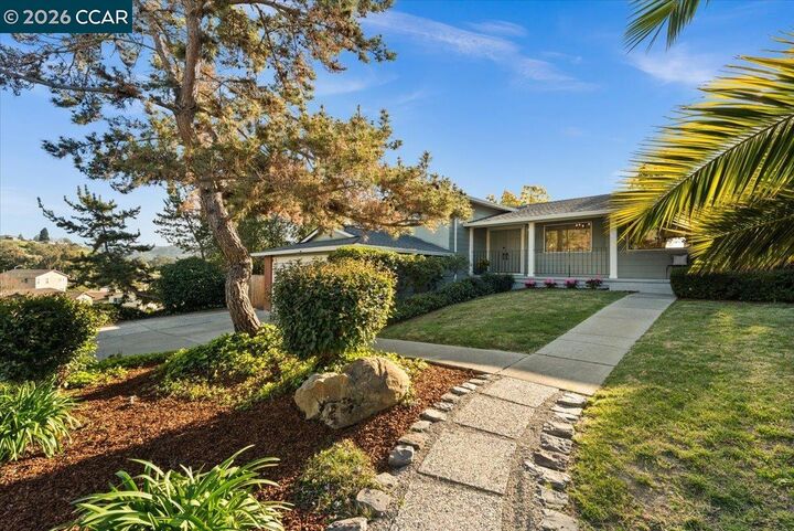 Property Photo: 5129 Heavenly Ridge Ln CA 94803