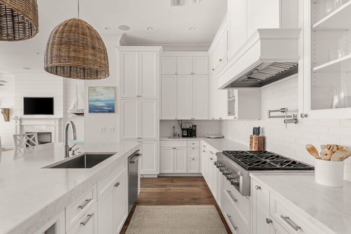 Property Photo:  236 Ariola Drive  FL 32561 