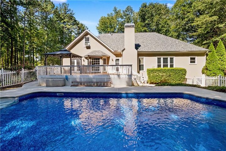 Property Photo:  217 Windermere Circle  GA 30265 